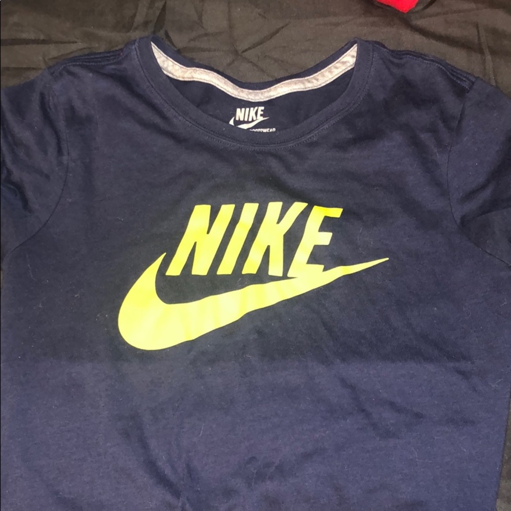 Nike navy blue shirt
